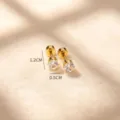 Boucles d'oreilles clous cartilage zircone acier titan longue tige variante or. - Strass doré