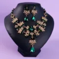 Retro grüne Kristall Gold-Ton Halskette und Ohrringe Schmuckset für Damen Braut Party. - Prächtige Halskette Ohrringe NS-J6456GREEN
