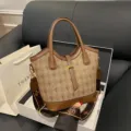 Retro kafe monogram tsanta xeiros megalis xoritikotitas tsanta omou kai chiastei gynaikes - Χακί
