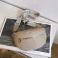 Beige γυναικείο τσαντάκι στήθους dumpling vintage με φαρδύ λουράκι παραλλαγή - Χακί