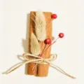 Mini dried flower bouquet variant with cinnamon sticks, white bunny tail grass, and red berries. - Style 19