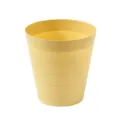 Corbeille à papier en plastique jaune minimaliste avec un design rainuré pour le bureau. - Petit 6L / Jaune Moutarde
