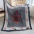 Klassischer Hahnentritt quadratischer Schal mit elegantem Kutschen-Druck, luxuriöser Damen-Schal. - Farbe 14