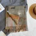 Detailed view of the cute dachshund jacquard imitation cashmere scarf with tassels. - Gray