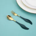 Set cucchiaio e forchetta ad ala in acciaio inossidabile, posate dorate e verdi per dessert. - Verde e Oro