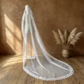 Elegant white bridal veil with lace trim, long cathedral wedding veil for brides. - Hair Comb Included / Off White