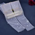 Elegante weiße Perlen Mesh Brauthandschuhe, lange fingerlose Ärmel für Hochzeit und Abendparty. - Einheitsgröße / Weiß