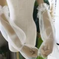 Manches amovibles en tulle blanc, poignets plissés élégants pour robe de mariée et mode. - Taille unique / Milky blanc