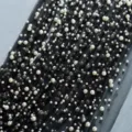 Tessuto tulle nero con perle dense per velo da sposa e accessori per cucito fai da te. - Nero