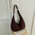 Vintage suède schoudertas met grote capaciteit voor dames, herfst winter forenzen tas. - Koffie