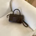 Retro dark brown shoulder crossbody bag, stylish small square handbag for daily women. - Brown No Pendant
