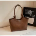 Minimalist vintage brown PU leather tote bag, large capacity casual shoulder bag for use. - Dark Brown (Without Pendant)