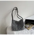 Black and white plush shoulder bag for women, trendy fluffy fleece tote handbag daily use. - Black without Pendant