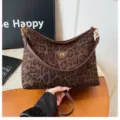 Leopard print shoulder bag for women, trendy suede underarm bag, large capacity tote bag. - Leopard Print
