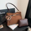 Vintage brown tote bag set large capacity shoulder bag women commuting elegant handbag - Brown With Pendant
