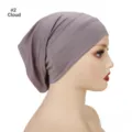 Detailansicht der einfarbigen Modal Hijab Kappe, zeigt weichen elastischen Stoff und bequeme Passform. - #2 Dunkelgrau