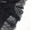 Zwarte kanten parel sjaal detailweergave, elegante katoenenmix omslagdoek close up. - Zwart