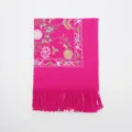 Sciarpa donna in finto cashmere, scialle invernale rosa vivo con elegante frangia floreale. - Rosso rosa
