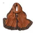 Foulard long plissé avec bord imprimé léopard élégant et texture douce automne. - Couleur n° 7