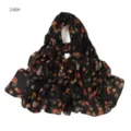 Vista dettagliata della sciarpa lunga in chiffon floreale nero, stampa rose, morbido drappo. - 248#