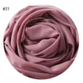 Einfarbiges Perlen-Chiffon-Bubble-Hijab-langes Tuch, elegantes Rosen-Falt-Design in Altrosa. - #31 Malve