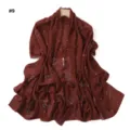 Sciarpa in chiffon bordeaux con strass, scialle lungo leggero e traspirante da donna. - #9 Marrone Rossiccio