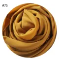Detailansicht des gelben Chiffon-Hijabs, weicher einfarbiger Bubble-Schal für Damen. - #75 Gelb