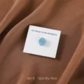Blauwe camelia hijab magneet broche, sterke magnetische kleding speld, anti-gluur sjaal clip. - Hemelsblauw
