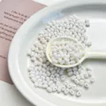 Perline arachide in acrilico bianco dettaglio, ottimi materiali per creazione di gioielli. - Bianco Crema