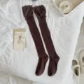 Calcetines largos marrones de estilo japonés con elegante volante de encaje para mujer - Talla única / Café