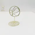 Goldenes Draht Basketball Memo Kartenhalter Tisch Foto Clip für Büro Dekor und Party Display - Basketball Kartenhalter