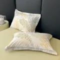 Funda de cojin de algodon estampada con un fresco patron de hojas botanicas para el dormitorio. - Mensaje de Primavera-Verde / Par de Fundas de Almohada 48x74cm