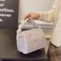 Grijze pluche cosmetische tas met gedraaid handvat, zachte winter draagbare tas. - Handtas Stijl / Grijs