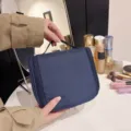 Draagbare grote capaciteit reis cosmetische tas toilettas make-up tas met handige rits. - Blauw