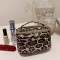 Luipaard Print Cosmetische Tas Draagbare Make-up Pouch Grote Capaciteit Toilet-tas - Witte Luipaard
