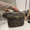 Green Leopard Print Cosmetic Bag Large Capacity Travel Makeup Pouch with Gold Zippers - Green Leopard Print