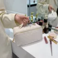 Grote geruite cosmetische tas draagbare make-up organizer stijlvolle toiletartikelen etui - Wit