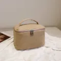 Beige corduroy cosmetisch tasje, draagbare make-up reisetui met dubbele ritssluiting. - Khaki