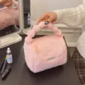Roze pluche cosmetische tas met handvat, zachte handtas voor dames met grote capaciteit. - Handtas Stijl / Roze