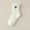 Chaussettes mi-mollet épaisses en peluche douce avec broderie de cœur pour hiver et maison. - Taille Unique / Blanc