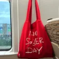 Borsa tote in tela rossa con stampa di lettere, borsa a tracolla casual grande capacità per donna. - Borsa a Spalla DAY Lettere Rosse / Rosso
