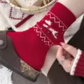 Thickened red wool winter socks for women with cute animal pattern and bow, warm thermal. - Fair Dog