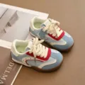 Baskets rétro décontractées pour enfants en colorblock bleu rouge blanc avec semelles souples. - 34 / Bleu Nébuleuse