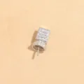 Primo piano dettagliato di una chiusura per ciondolo in argento con zirconi per bigiotteria. - Chiusura Pendente (SK226) / Piccolo (5mm) / Oro bianco