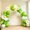 Grüner Ballonbogen Bausatz mit Gänseblümchen Folienballons für Party Dekoration Eröffnung. - Grüne Ballon Kette Paket H