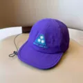 Lila Kinder Schnelltrocknend Baseballcap Detail mit Mondlandung Bestickung Design. - 3-8 Jahre / Lila