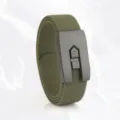 Armgrüner elastischer Gürtel mit mattschwarzer Schiebeschnalle für Freizeitkleidung. - 125cm Mit Geschenkbox / Schwarze Schnalle - Armeegrün