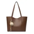 Stijlvolle bruine PU lederen shopper voor vrouwen, grote schoudertas met leuke hoed hanger. - Bruin