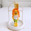 Ciondolo in peluche eccentrico e carino con anello giallo e vestito divertente. - 16cm / Anatra Cool Cover (Capelli Arancioni)