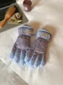 Gants de ski d'hiver étanches à carreaux rétro en bleu, doublure thermique épaisse. - Bleu